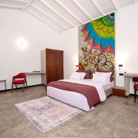 Hasthri Boutique Red Chalet In Ahangama With Pool Near Beach Exteriér fotografie