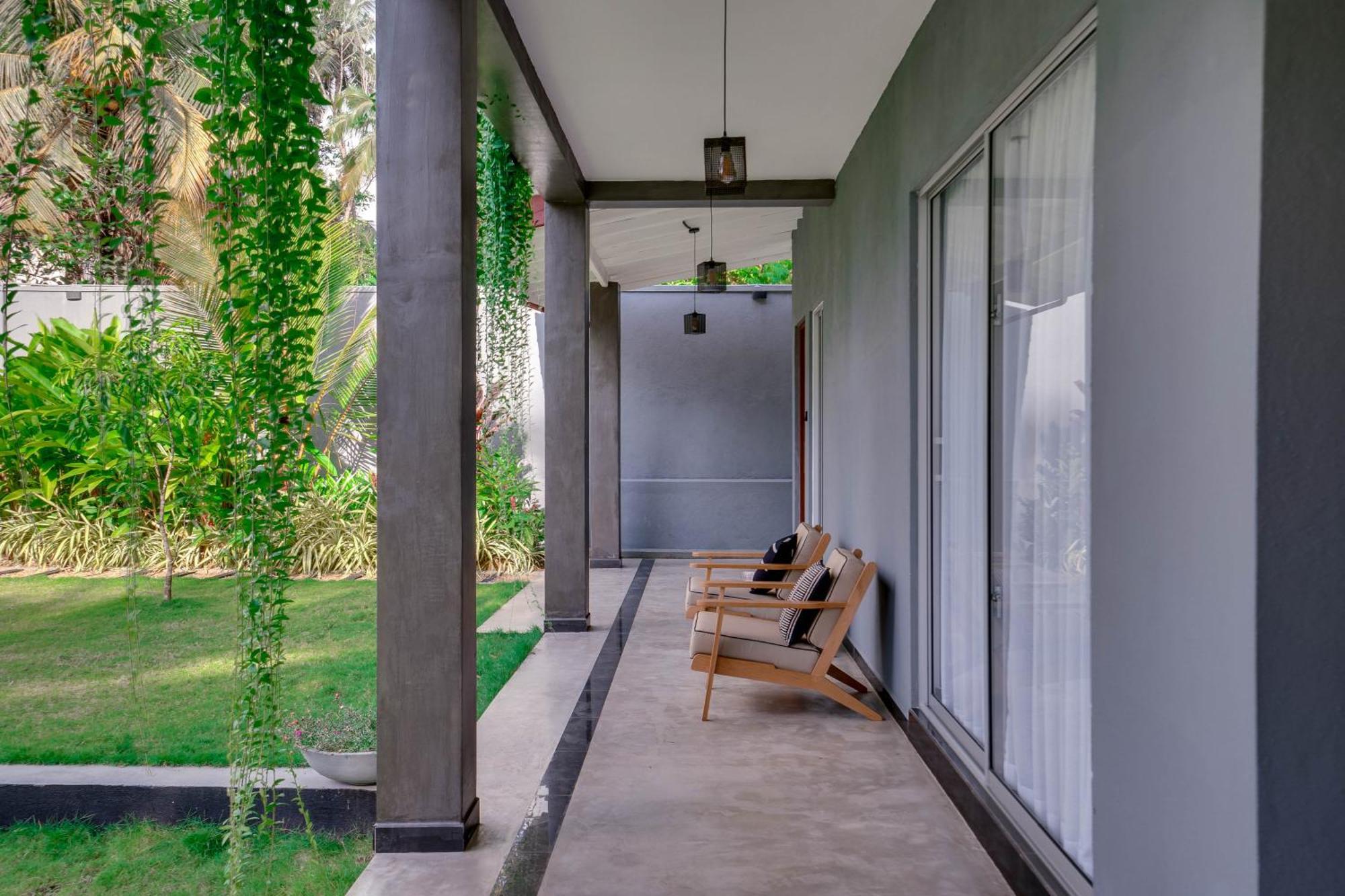 Hasthri Boutique Red Chalet In Ahangama With Pool Near Beach Exteriér fotografie