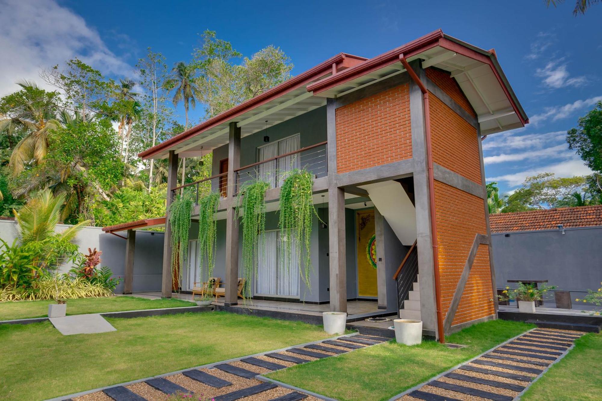 Hasthri Boutique Red Chalet In Ahangama With Pool Near Beach Exteriér fotografie
